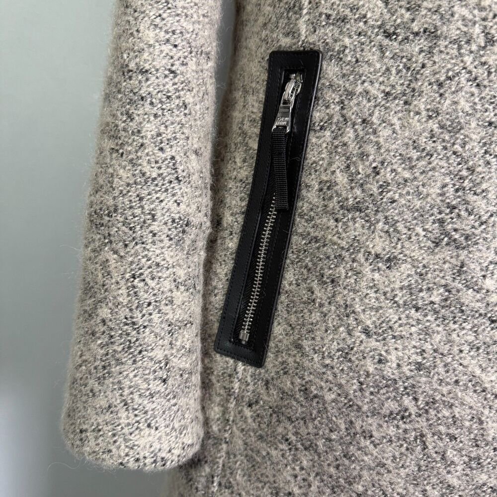 Calvin Klein Women's Wool Blend Long Boucle Coat Sz XL, Tan/Brown, Zips, Pockets - Picture 10 of 16